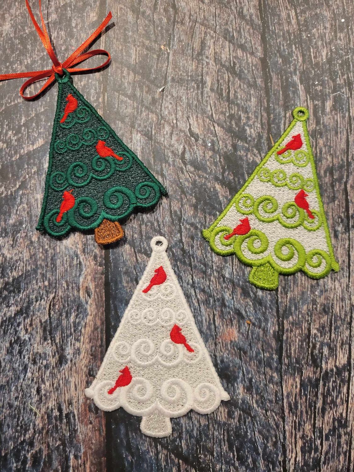 FSL Swirl Cardinal Tree Ornament
