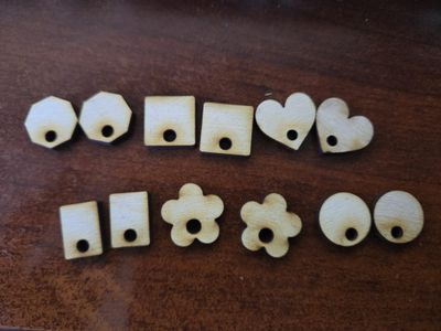 Wood Stud with Holes for Dangles (36 pairs)
