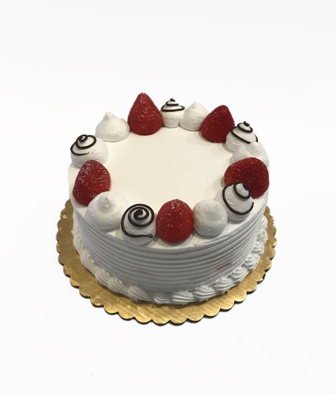 Whip Cream Cake - Strawberries