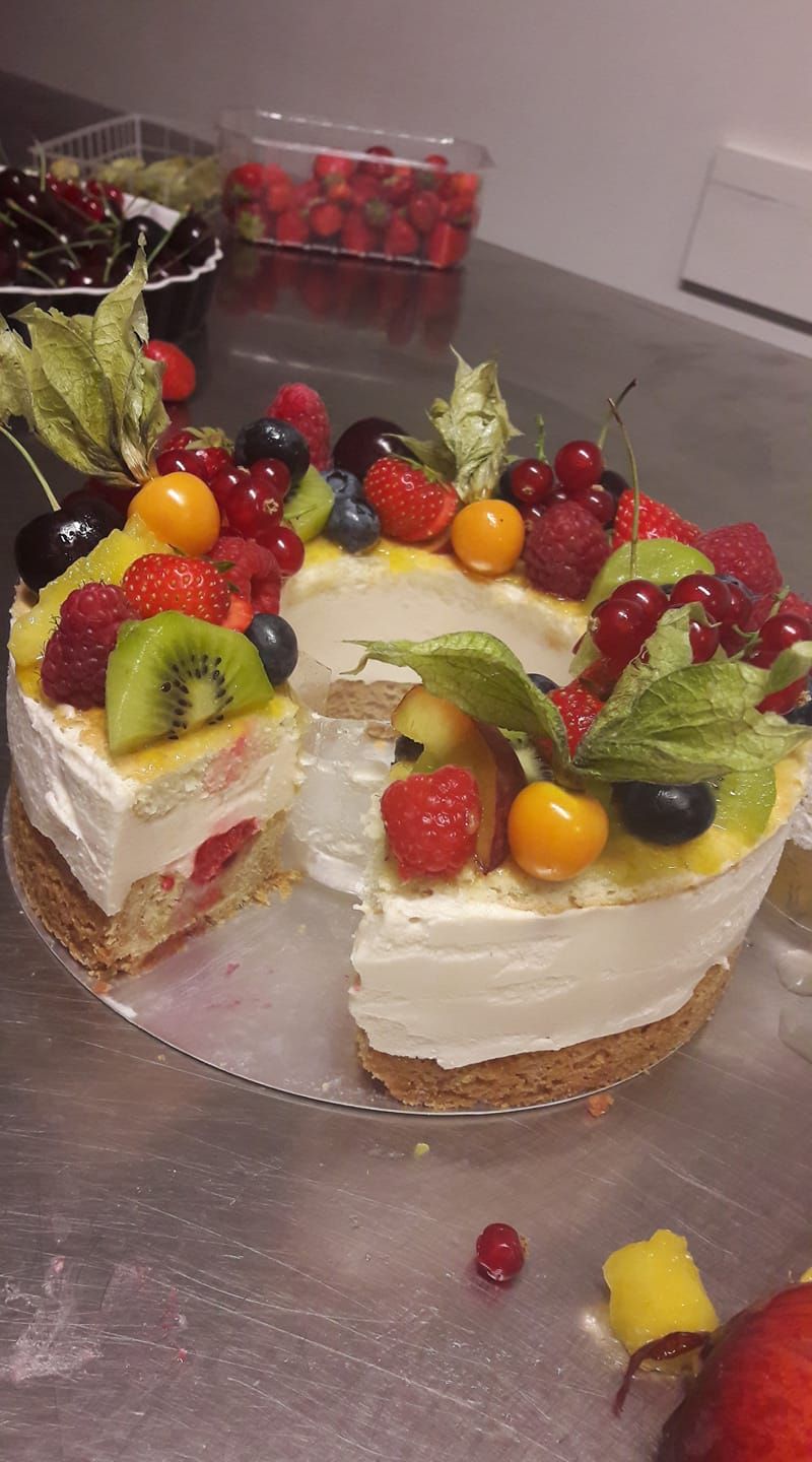 Zomerse fruit taartje taartje & romia's dinsdagavond 17 juni 2025 om 19.00 uur