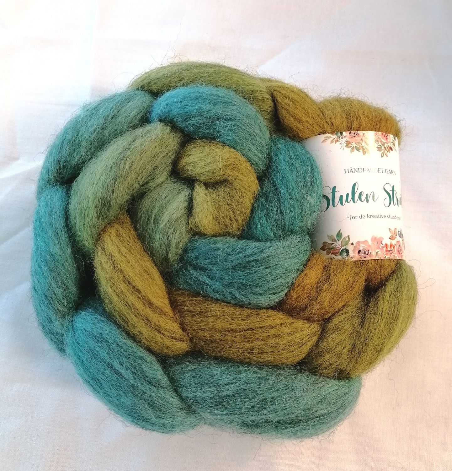CORRIEDALE SPINNEFIBER - Håndfarget 69