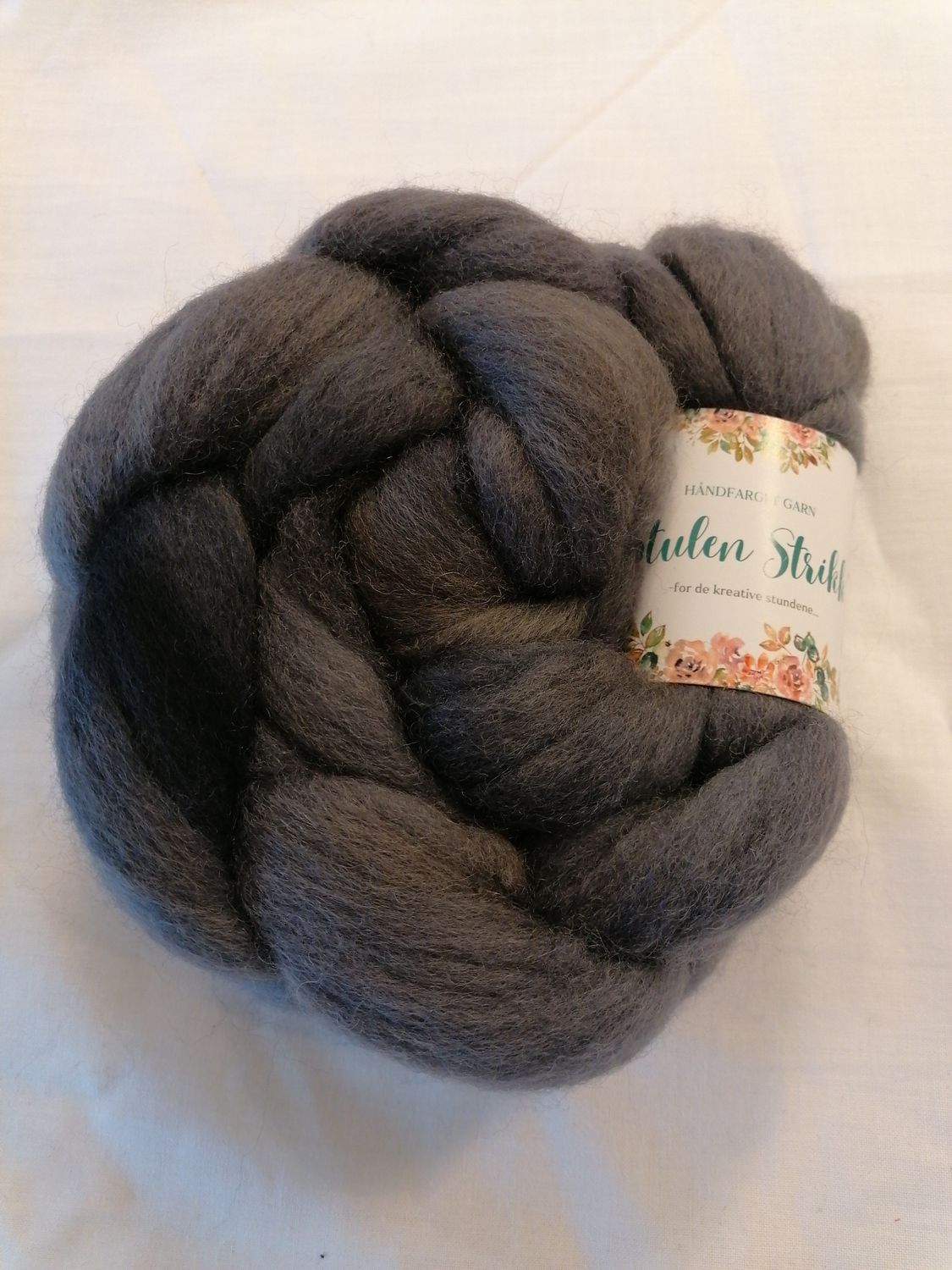 CORRIEDALE SPINNEFIBER - Håndfarget 90