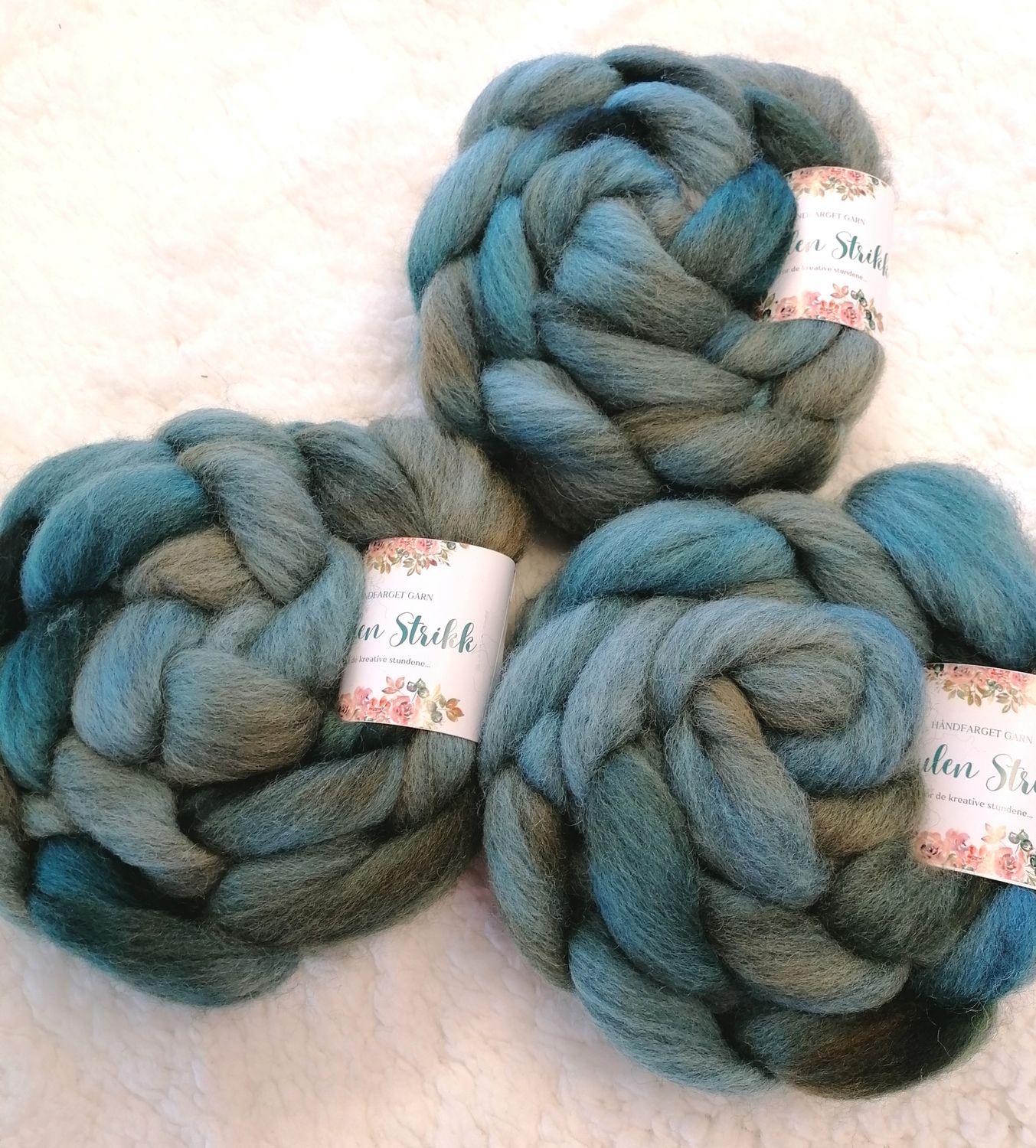 CORRIEDALE SPINNEFIBER - Håndfarget 120