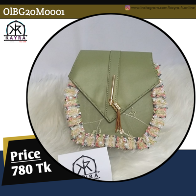 Stylish, trendy and fashionable bags.