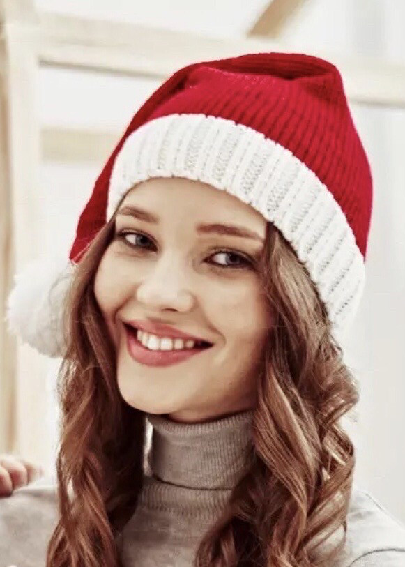 Adult Knitted Santa Hat