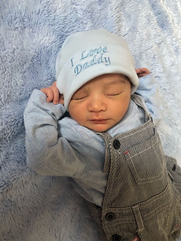 Blue Newborn Baby I Love Daddy Hat