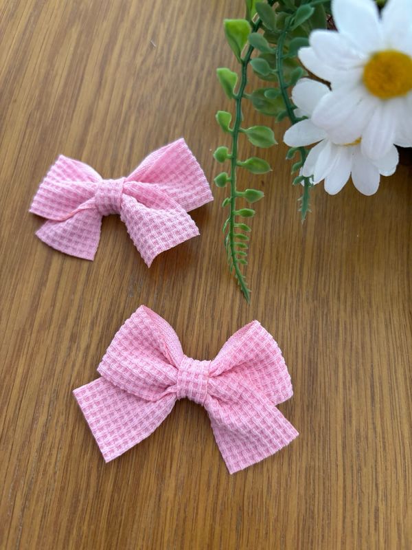 Pink Waffle Design Bow Hair Clips
