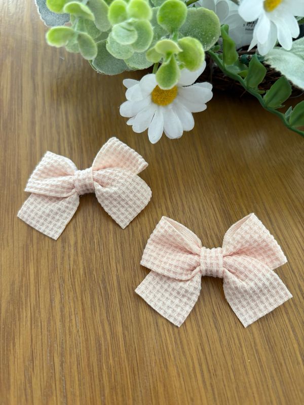 Beige Waffle Design Bow Hair Clips