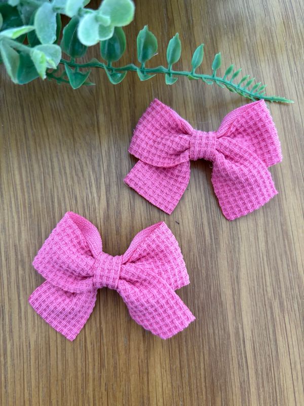 Fuschia Pink Waffle Design Bow Hair Clips
