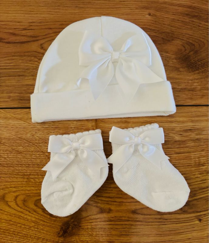 Infant White Bow Hat and Socks