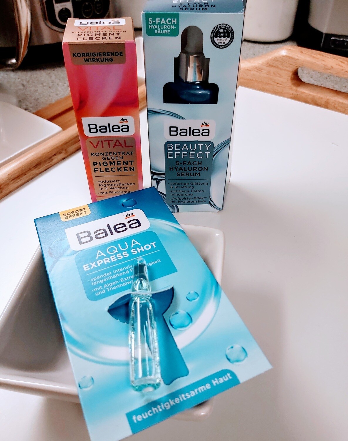 Balea:Kit Anti-Edad revitalisante avanzado  mujer, combina tres productos estrella para dar vida a tu piel.