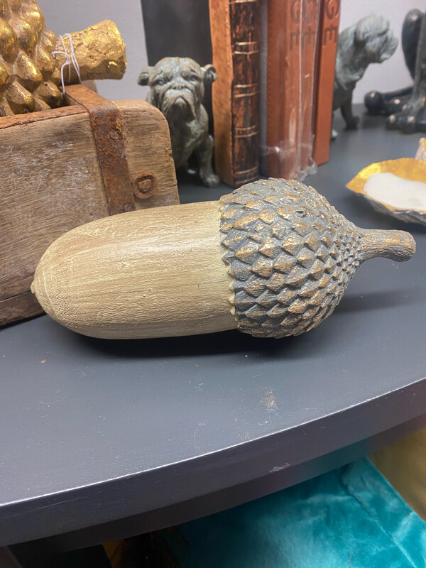 Ornament Acorn