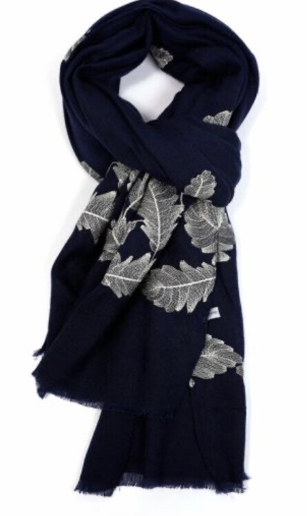 Leaf Embroidery Scarf(Navy)