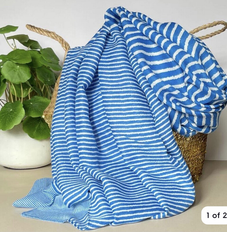 Cross Stripe Scarf ( Bright Blue)