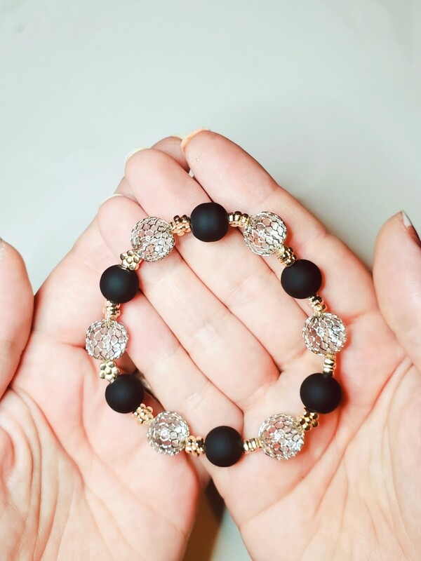 Matte black and glass bead bracelet