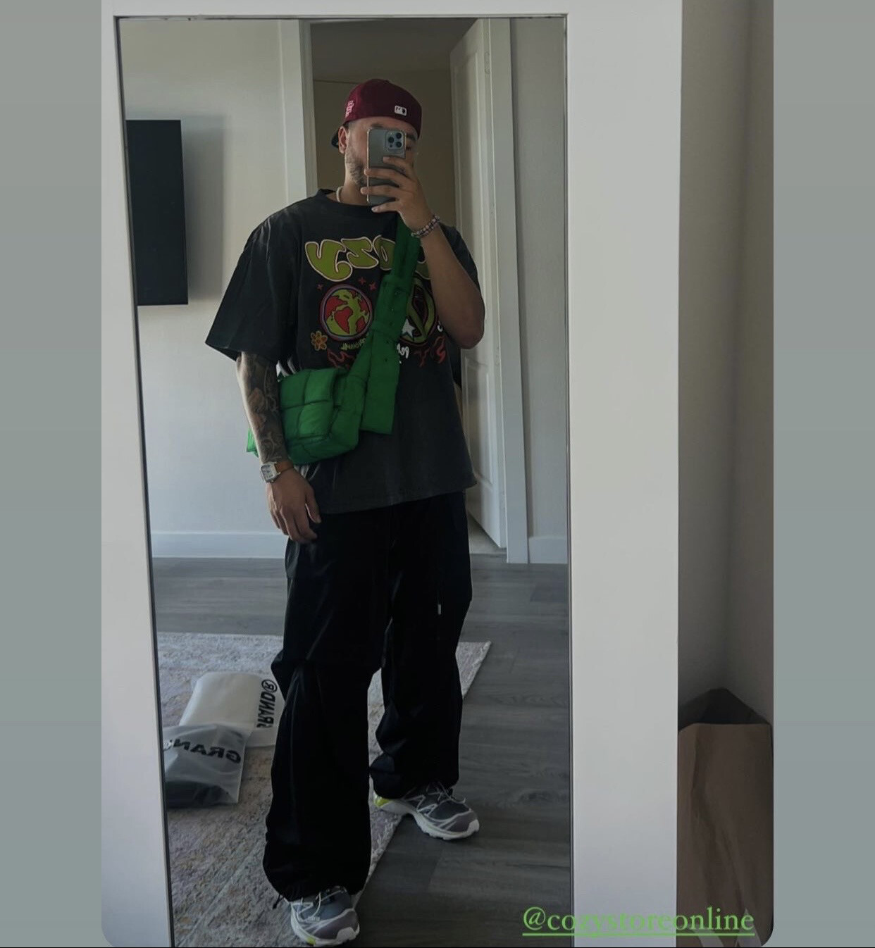  PEACE TEE 