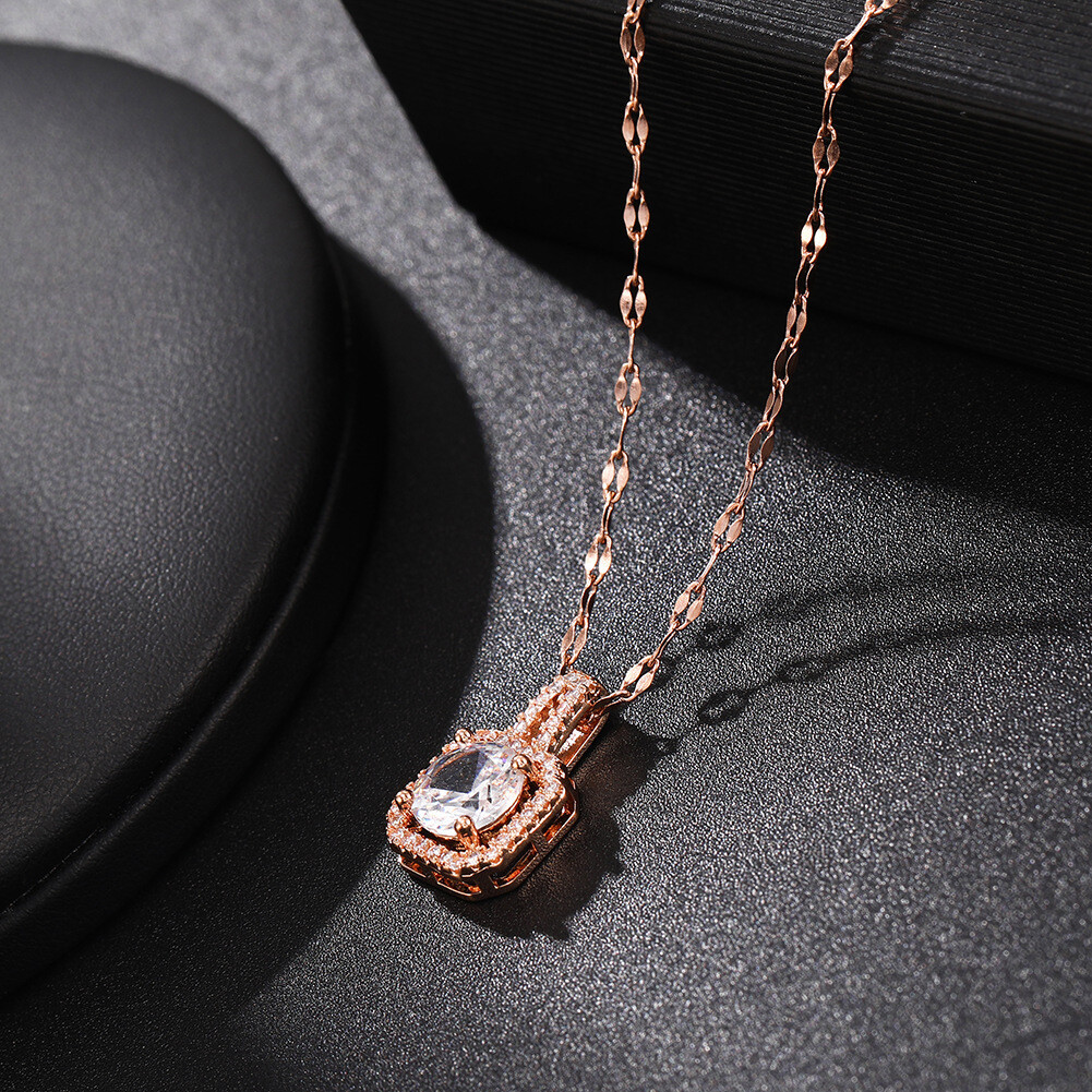Vintage zircon necklace