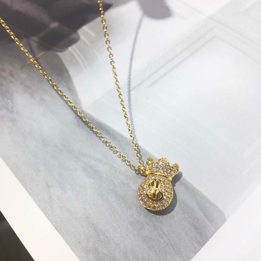 Dollar bag necklace
