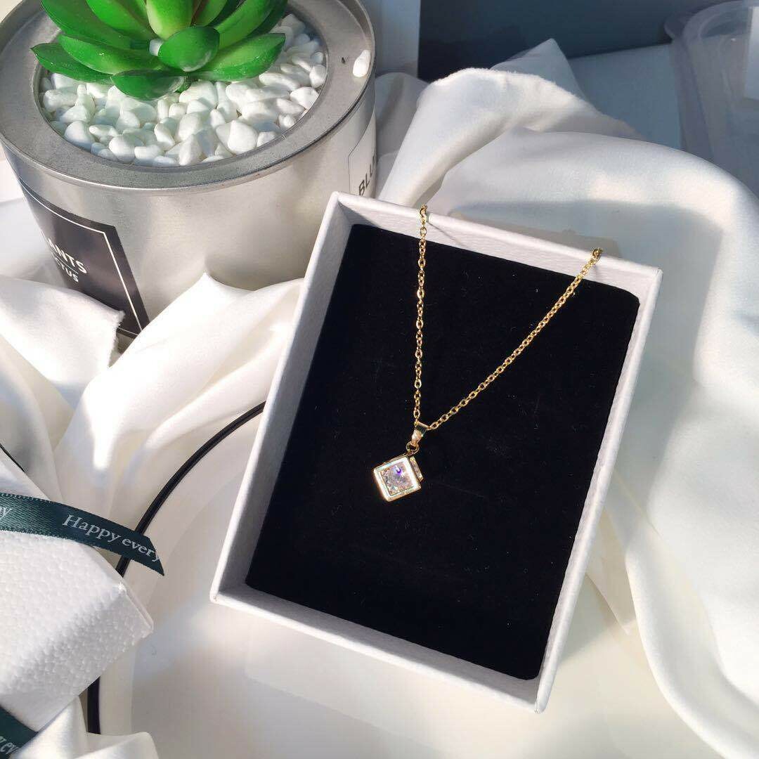 Zircon inlaid cube necklace