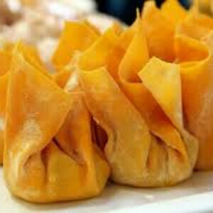 Crispy Won Tons with Sweet &amp; Sour Sauce