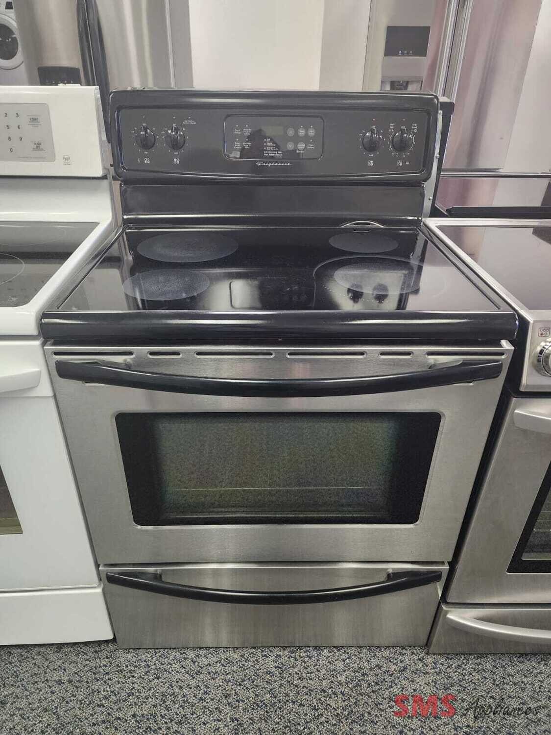 Frigidaire GlassTop Range