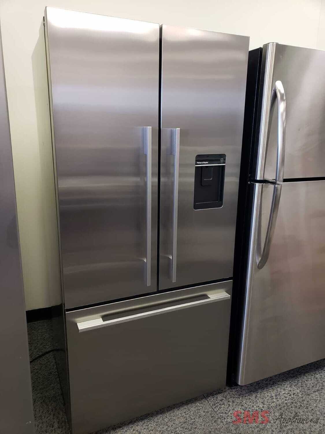 Fisher & Paykel RF170ADUSX4N 16.9 Cu. Ft. French Door Refrigerator