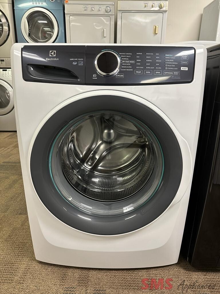 Open Box - Scratch & Dent Electrolux Front Load Washer ELFW7437AW1