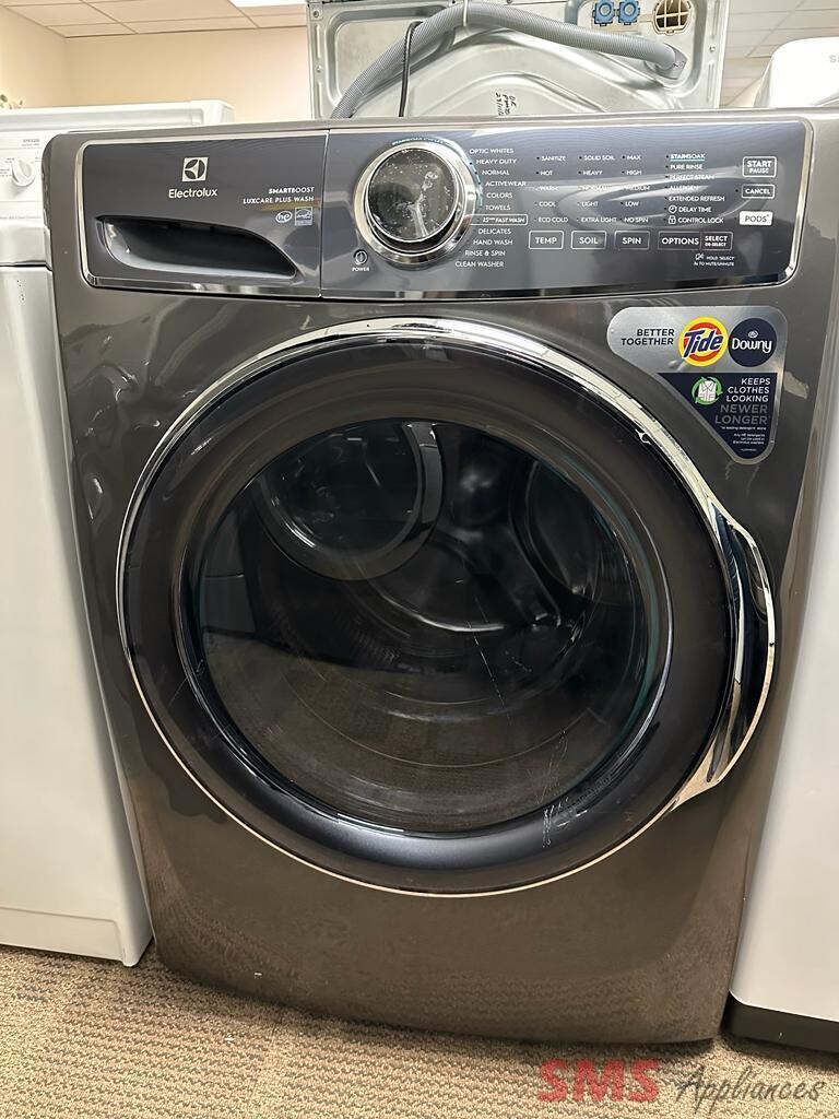 Open Box - Scratch & Dent Electrolux Front Load Washer ELFW7637AT1