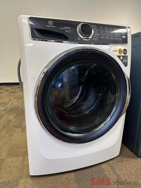 Open Box - Scratch & Dent Electrolux Front Load Washer ELFW7637AW1 Open Box - Scratch & Dent Electrolux Front Load Washer ELFW7637AW1