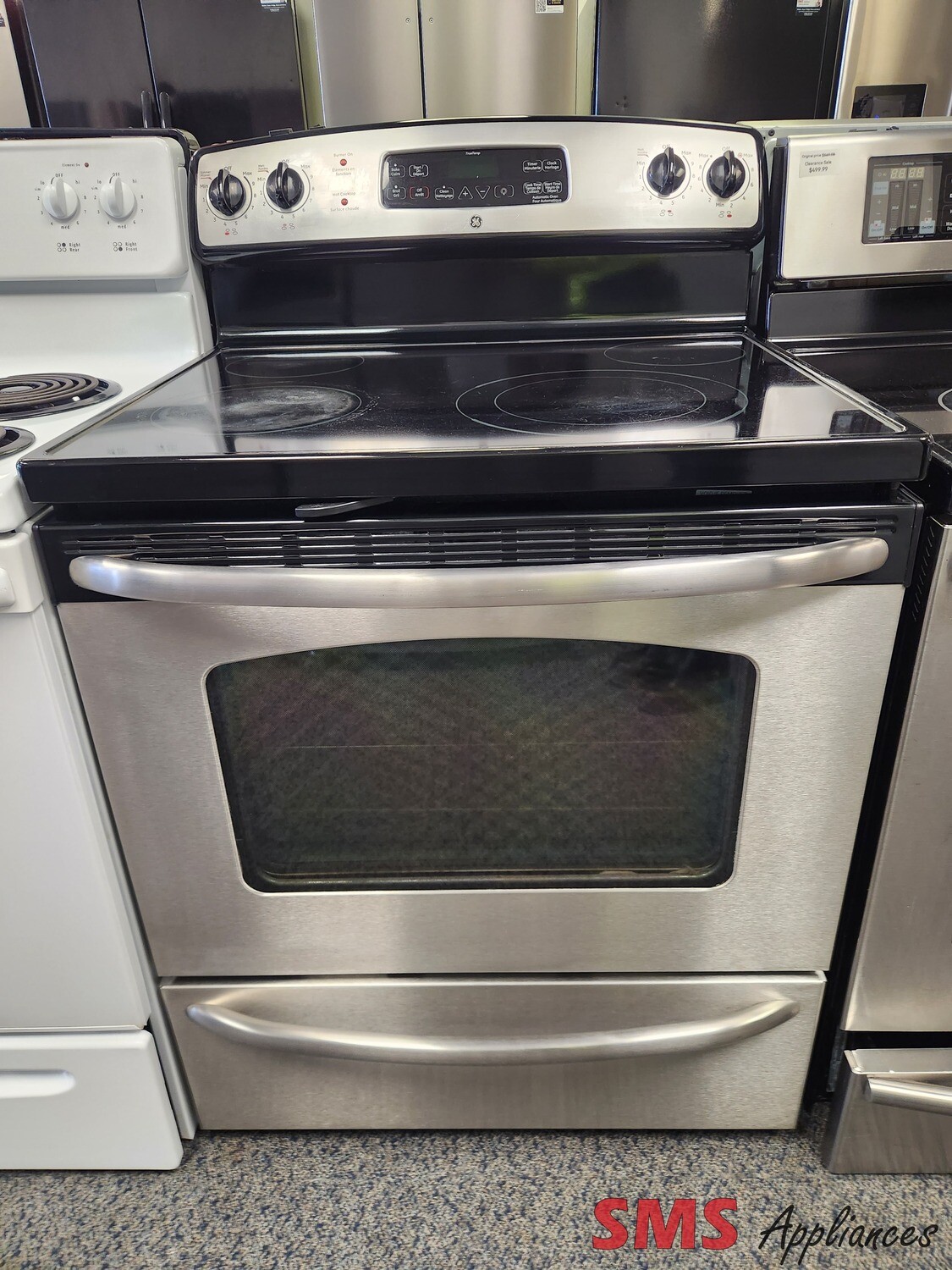 GE Glass Top Stove JCBP66SP1SS