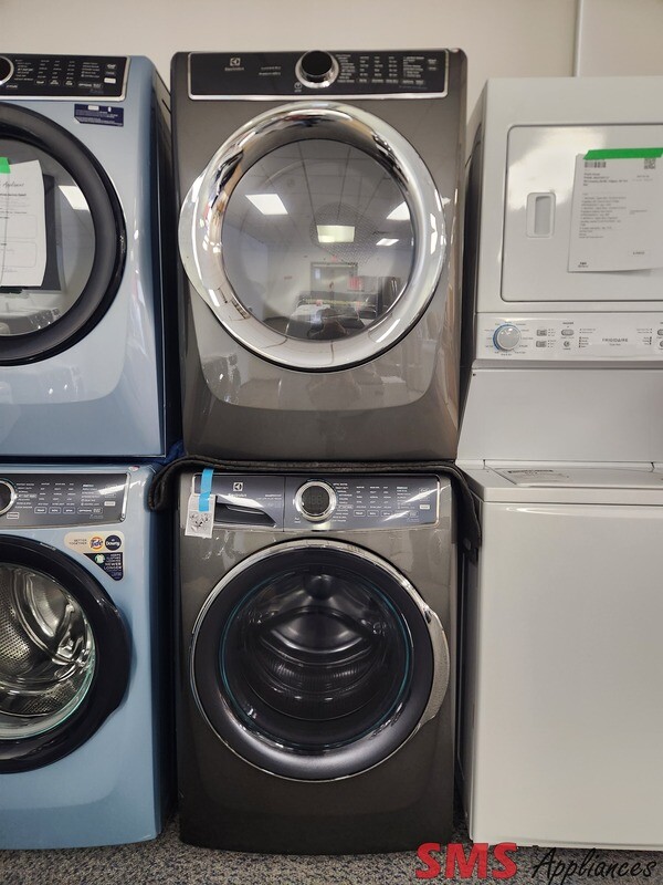 Open Box - Scratch & Dent Electrolux Washer & Dryer Set EFFE7637AT/EFLS627UTT