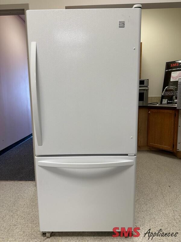 Kenmore 30" Bottom Mount Fridge 596.69962011