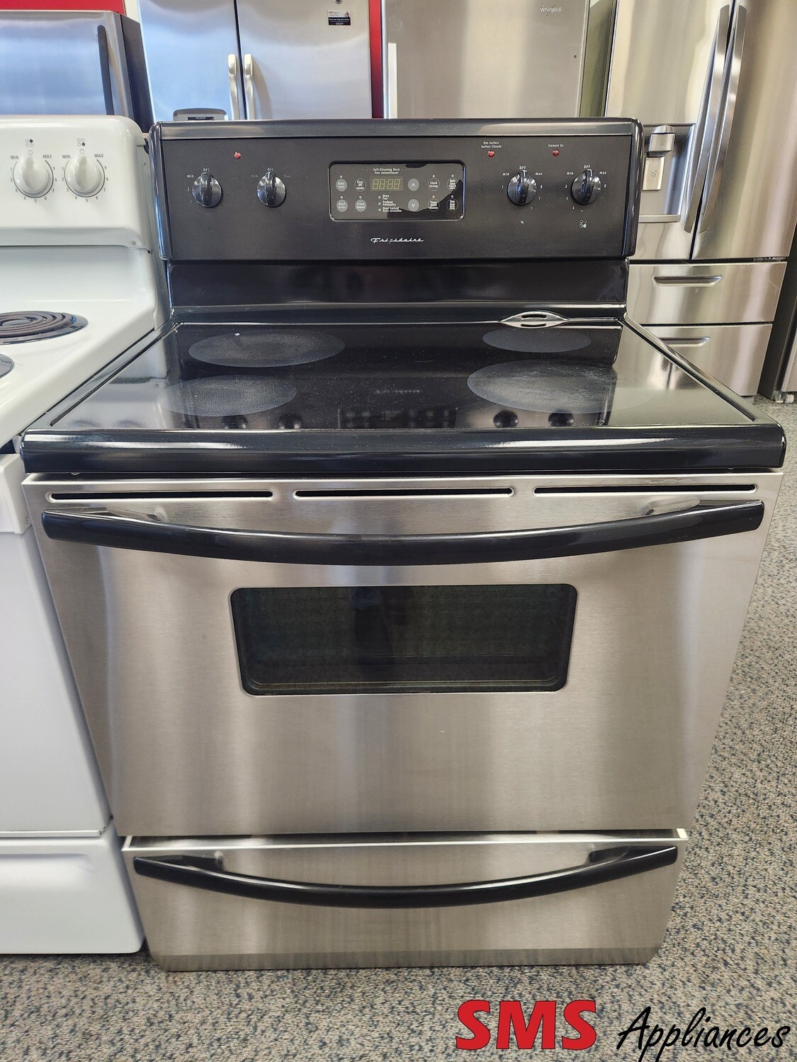 Frigidaire Glass Top Stove CFEF372BC