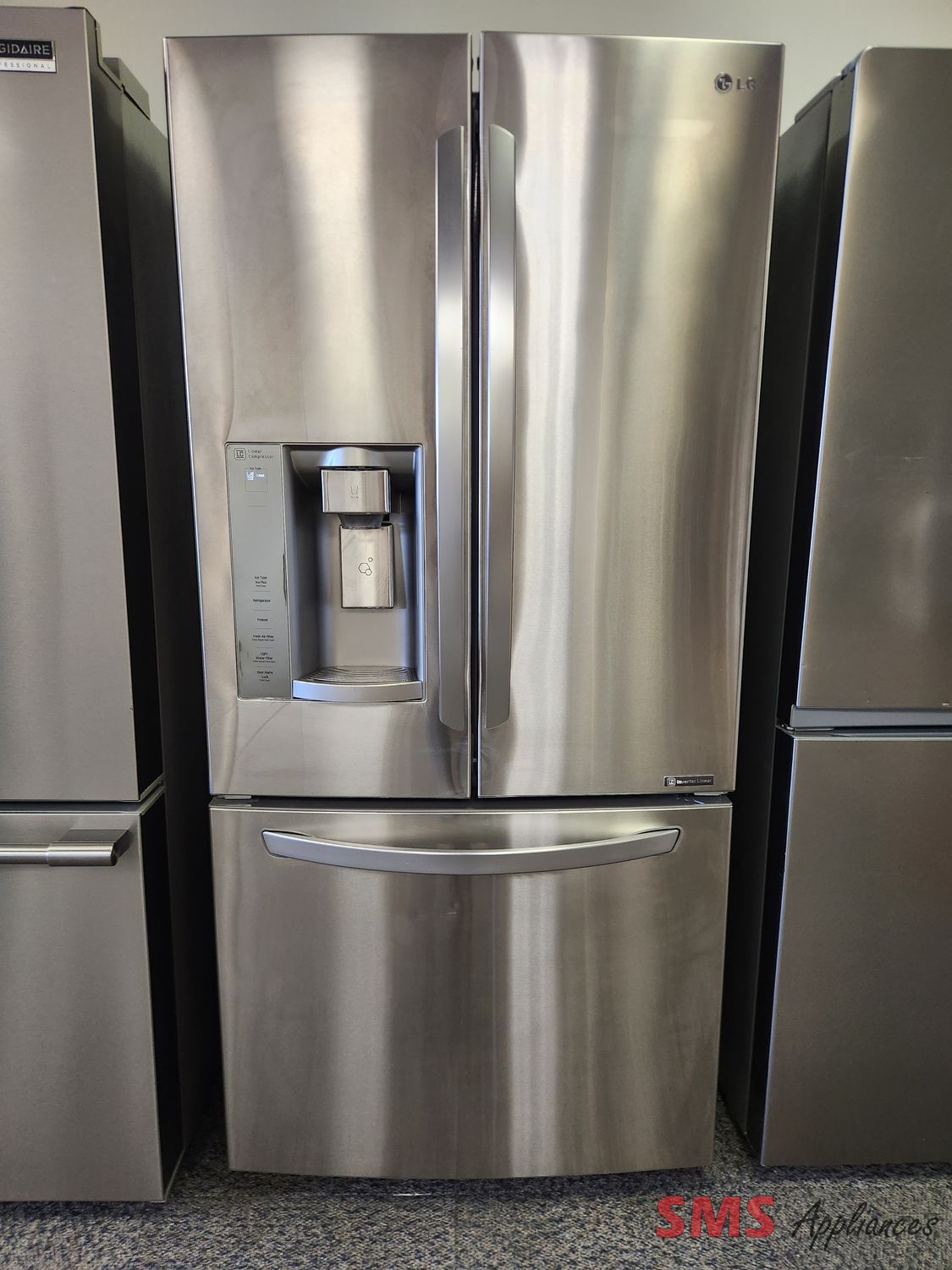 LG 33" French Door Fridge LFXS24623S
