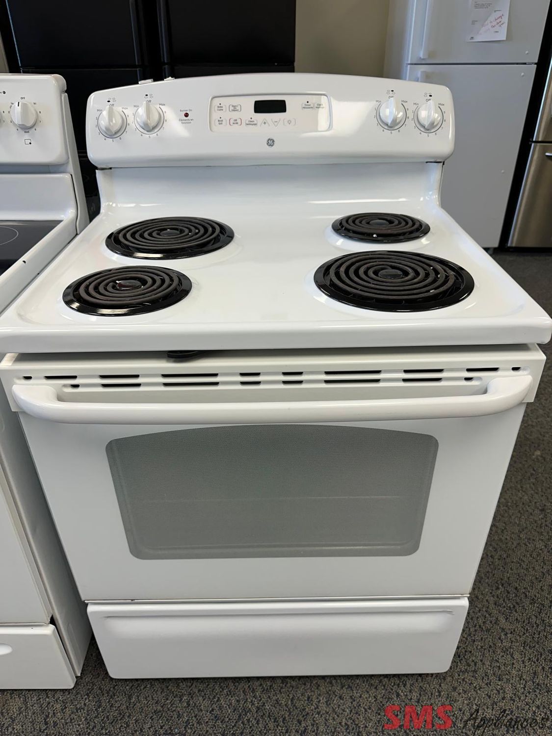 GE Coil Top Stove  JCBP240DT1WW