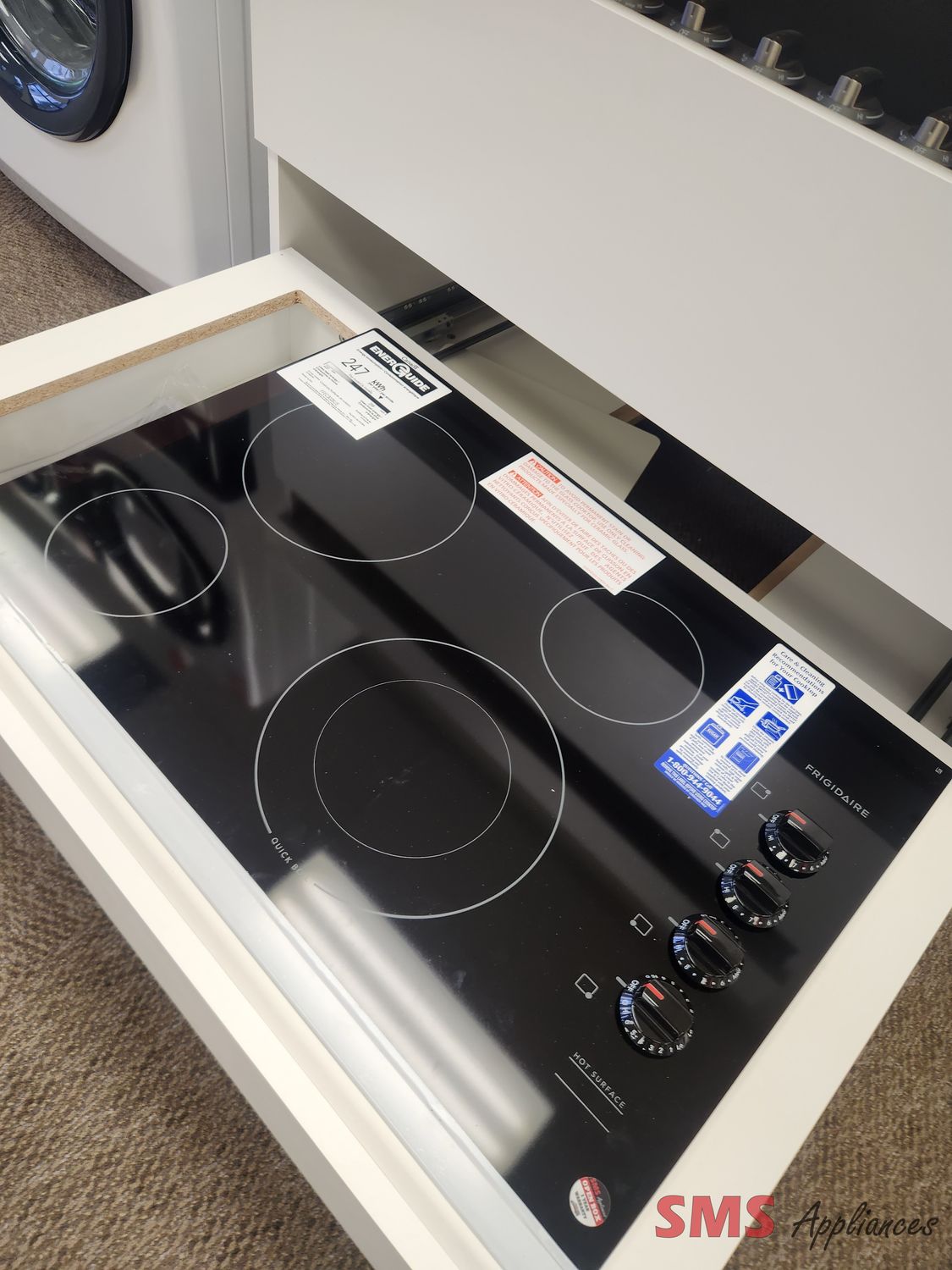 Open Box - Scratch & Dent Frigidaire 30" Cooktop FFEC3025US