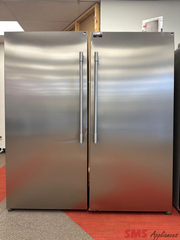 Open Box - Scratch & Dent Frigidaire Professional Single-Door Refrigerator & Freezer FPRU19F8WF Open Box - Scratch & Dent Frigidaire Professional Single-Door Refrigerator & Freezer FPRU19F8WF