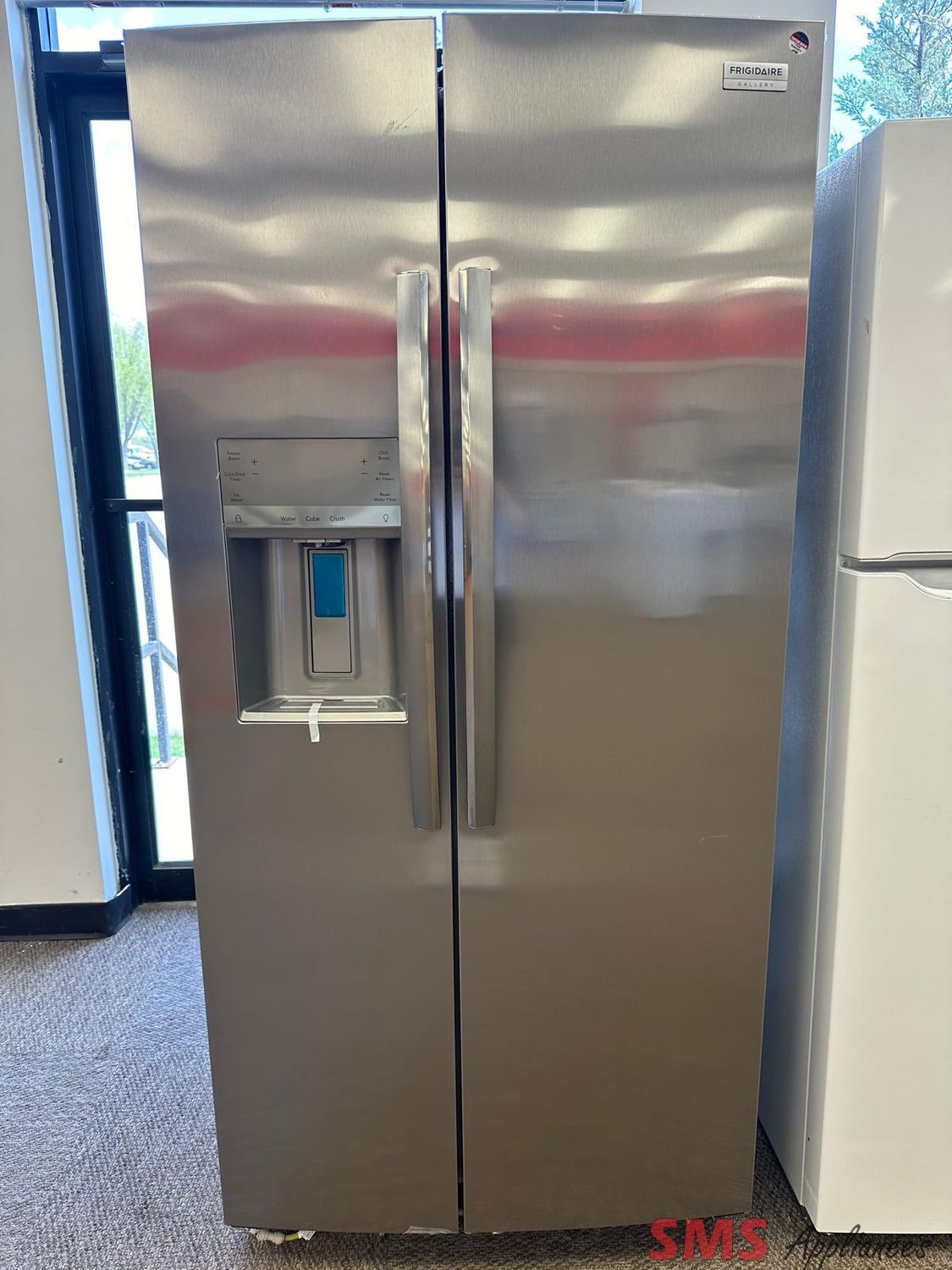 Open Box - Scratch & Dent Frigidaire Gallery 33" Side-by-side Fridge GRSS2352AF