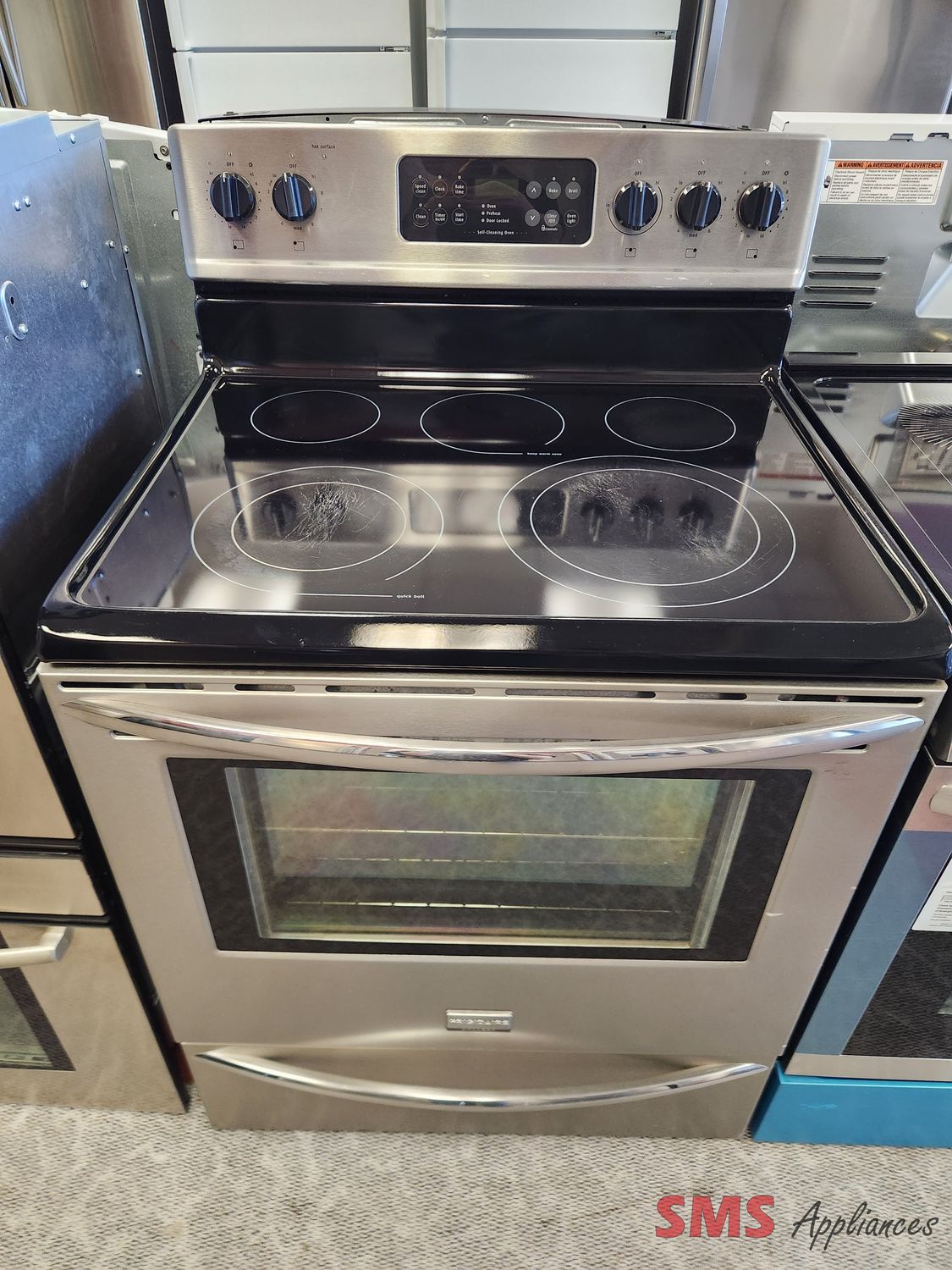Frigidaire Gallery Glass Top Stove CGEF3042KFB