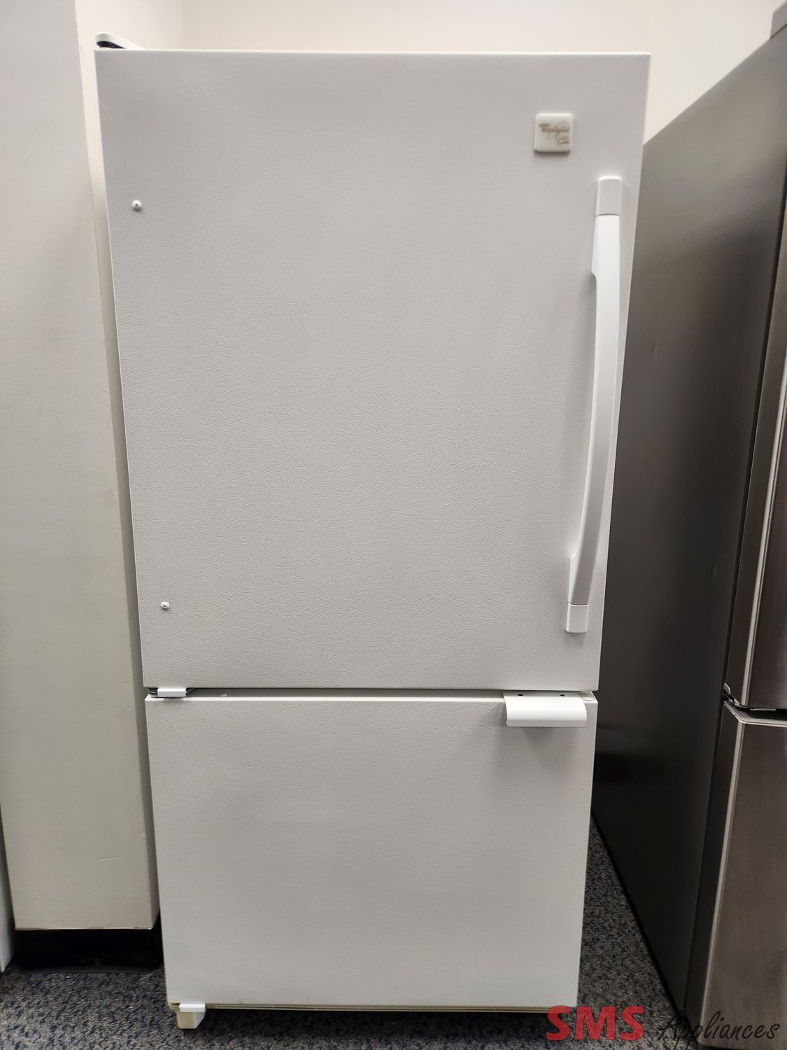 Whirlpool 30" Bottom Mount Fridge GB18PKXJ00