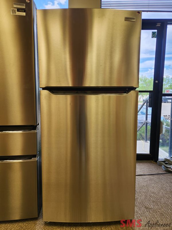 Open Box - Scratch & Dent Frigidaire 30 Open Box - Scratch & Dent Frigidaire 30" Top Mount Fridge FFTR1835VS