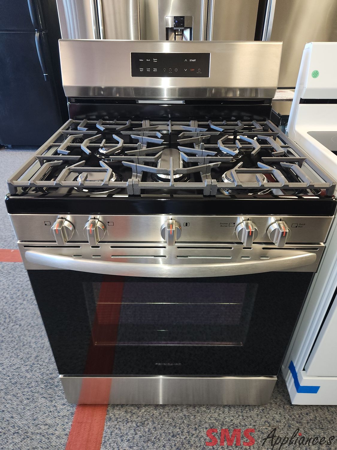 Open Box - Scratch & Dent Frigidaire Gas Top Stove FCRG3062AS