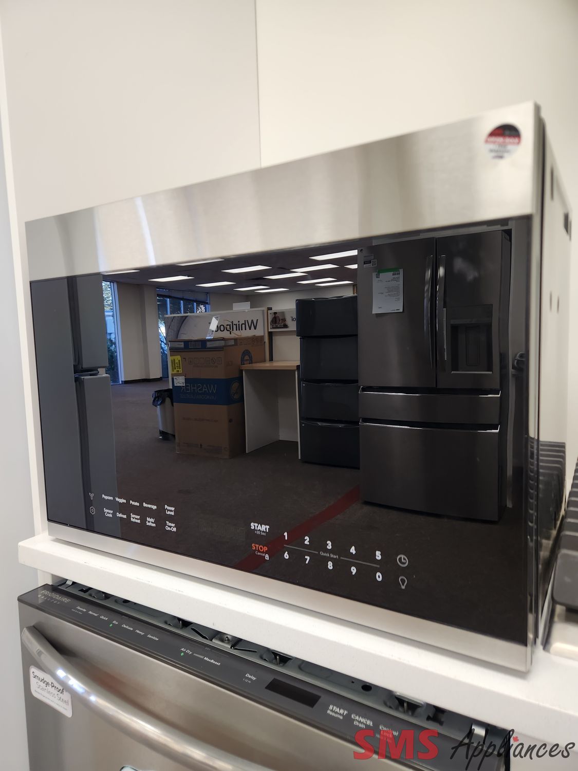 Open Box - Scratch & Dent Frigidaire Over-the-Range Microwave UMV1422US
