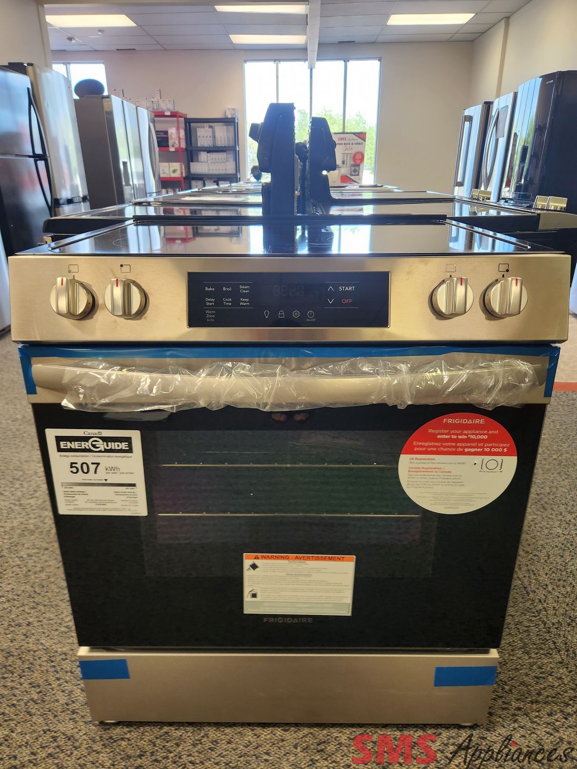 Open Box - Scratch & Dent Frigidaire Glass Top Stove FCFE306CAF