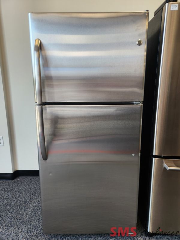 GE 30 GE 30" Top Mount Fridge GTRS0HBZARSS