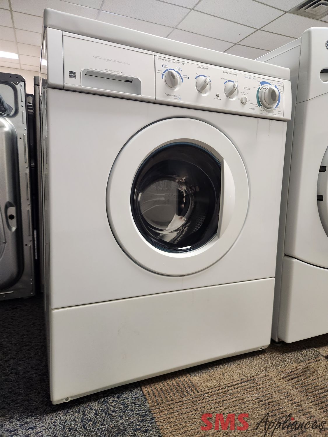 Frigidaire Front Load Washer FTF1240FS