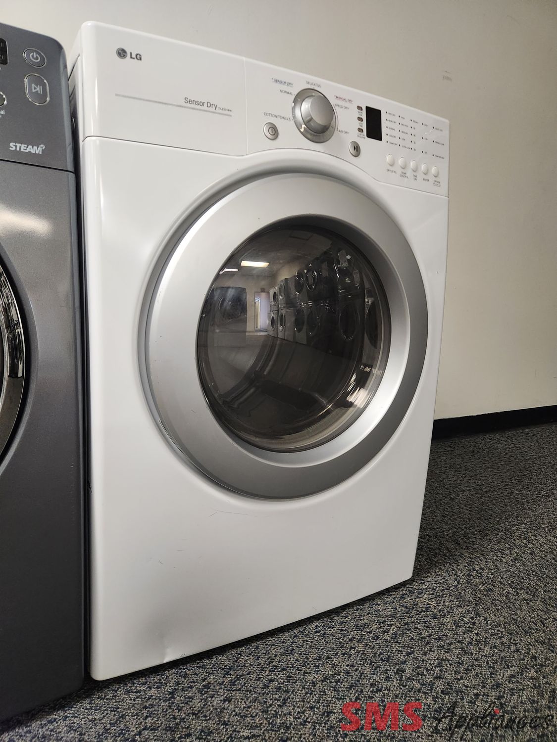 LG Dryer DLE2516W