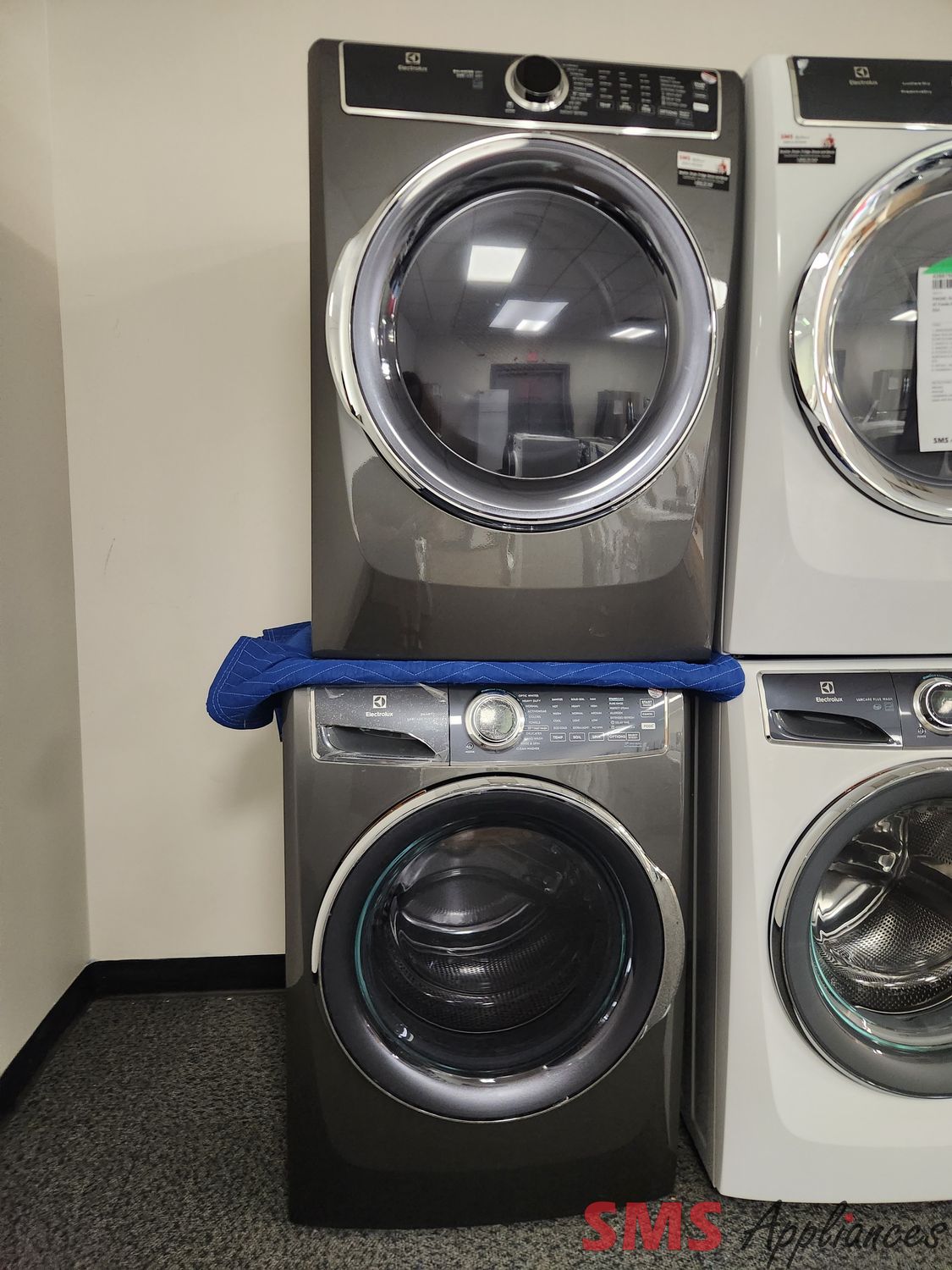 Open Box - Scratch & Dent Electrolux Washer & Dryer Set ELFW7637AT/ELFE763CAT