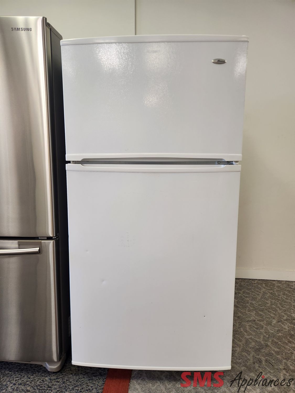 Amana 33" Top Mount Fridge ATB236ARW