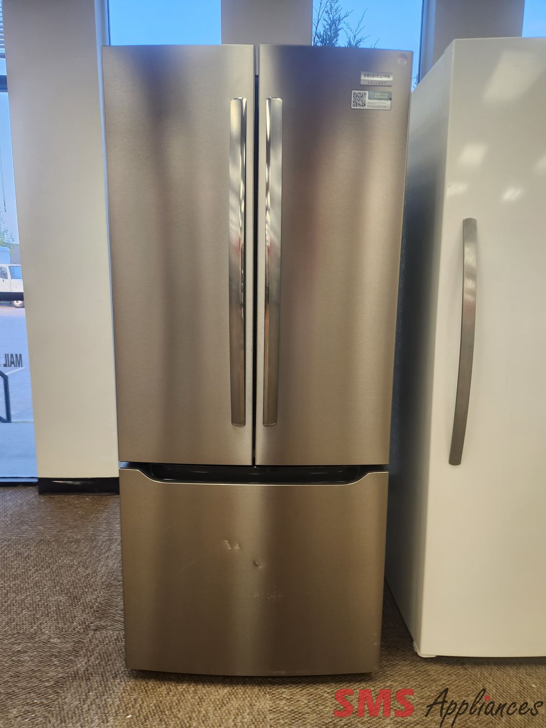 Open Box - Scratch & Dent Frigidaire Gallery 30" French Door Fridge GRFN2023AF